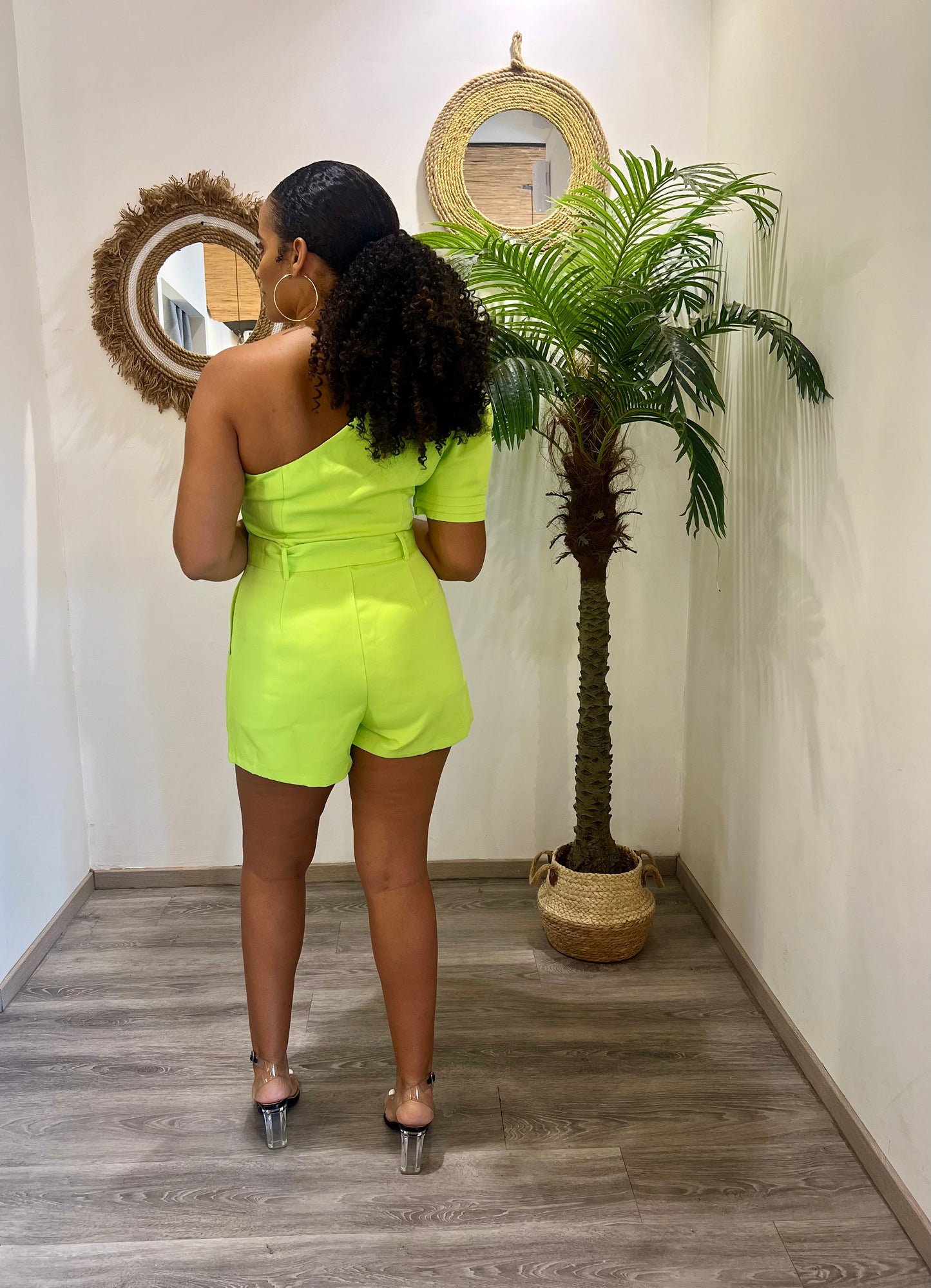 Combinaison short une épaule