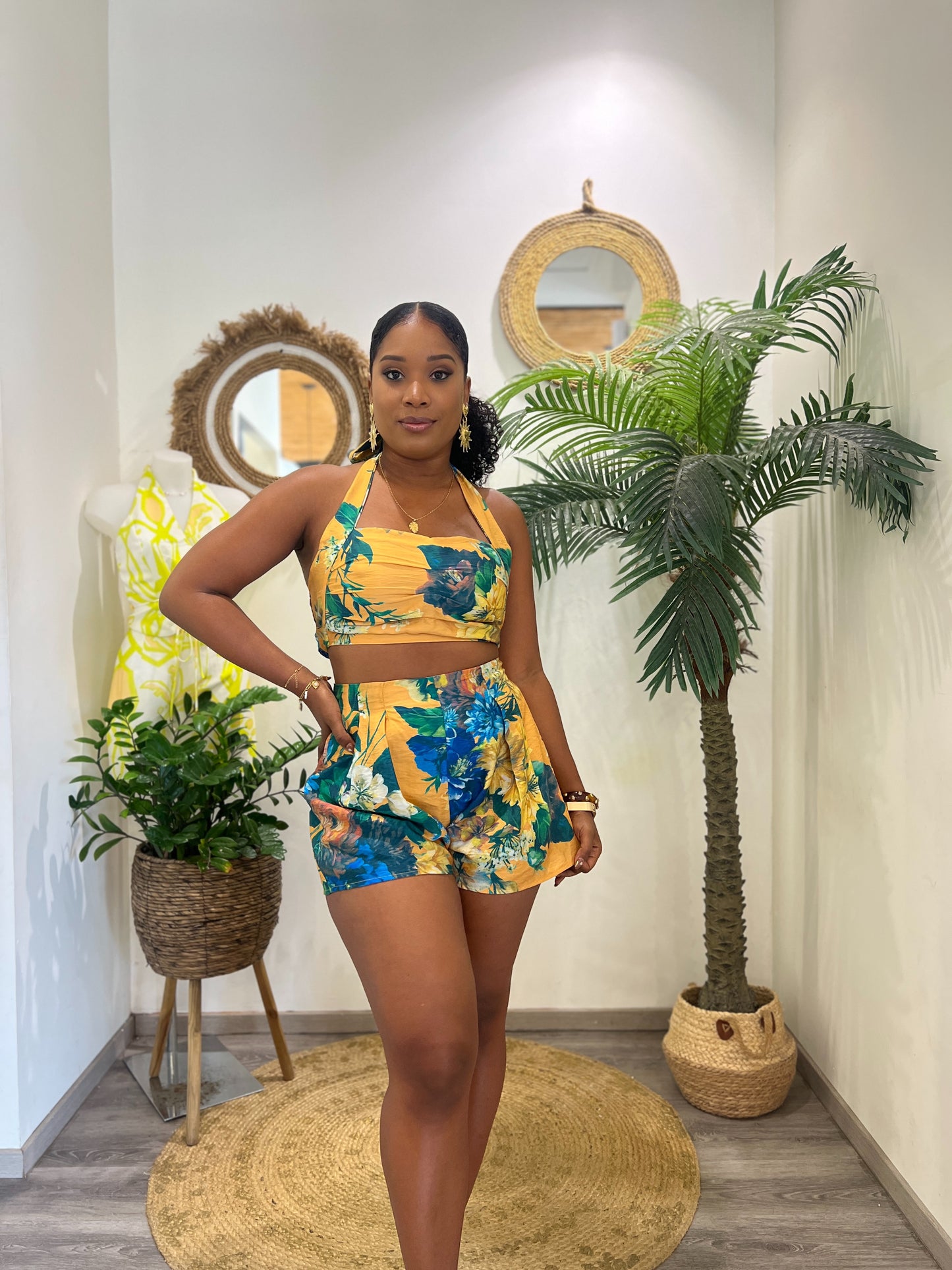 Flowers- Ensemble short
